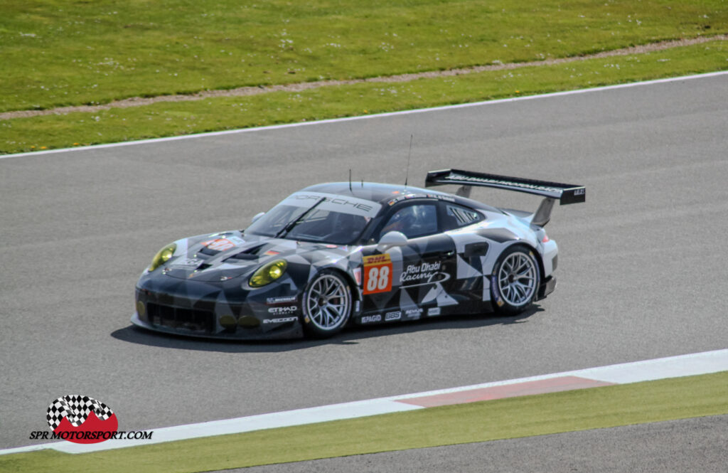 Abu Dhabi-Proton Racing, Porsche 911 RSR.