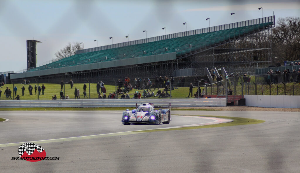 Toyota Racing, Toyota TS040 Hybrid.