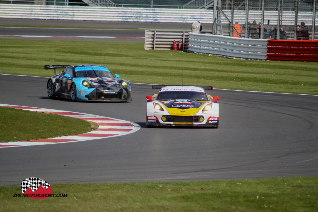 Larbre Competition, Chevrolet Corvette C7 (50) / Dempsey Racing-Proton, Porsche 991 RSR (77).