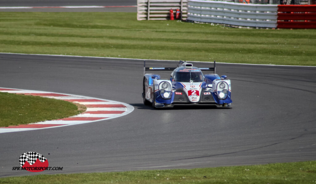 Toyota Racing, Toyota TS040 Hybrid.