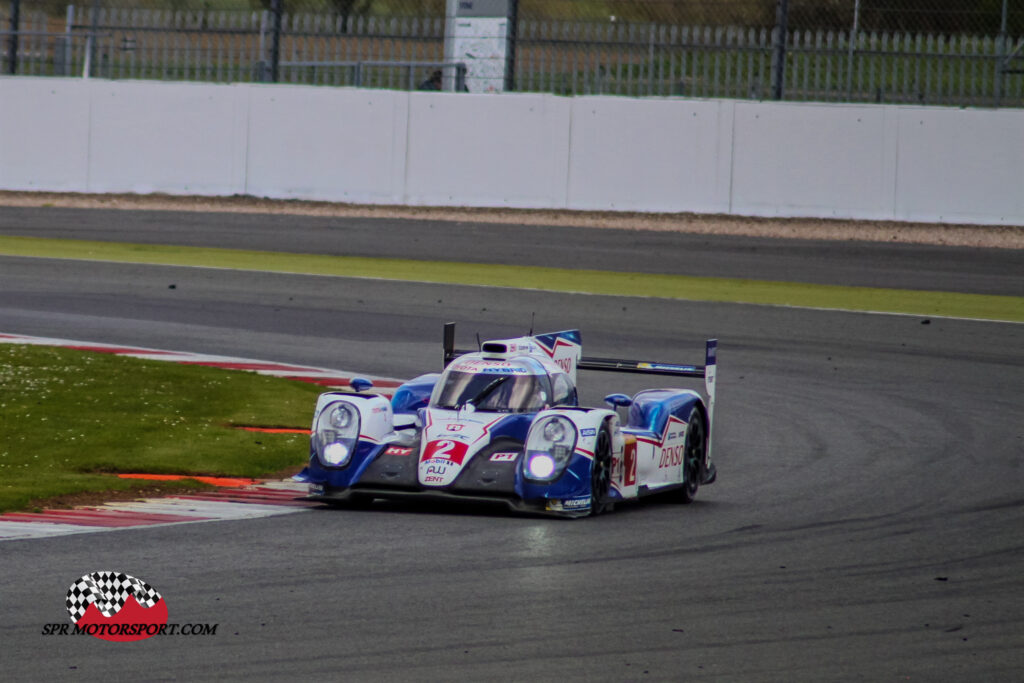 Toyota Racing, Toyota TS040 Hybrid.