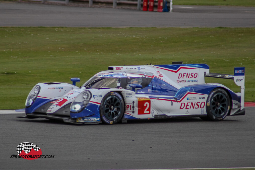 Toyota Racing, Toyota TS040 Hybrid.