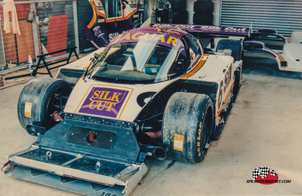 TWR, Silk Cut Jaguar XJR-8 LM.