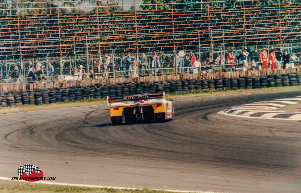 TWR, Silk Cut Jaguar XJR-8.