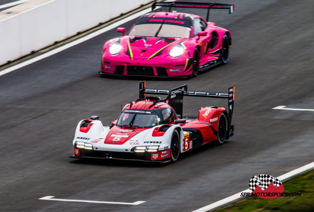 Porsche Penske Motorsport, Porsche 963 (5) / Iron Dames, Porsche 911 RSR-19 (85).