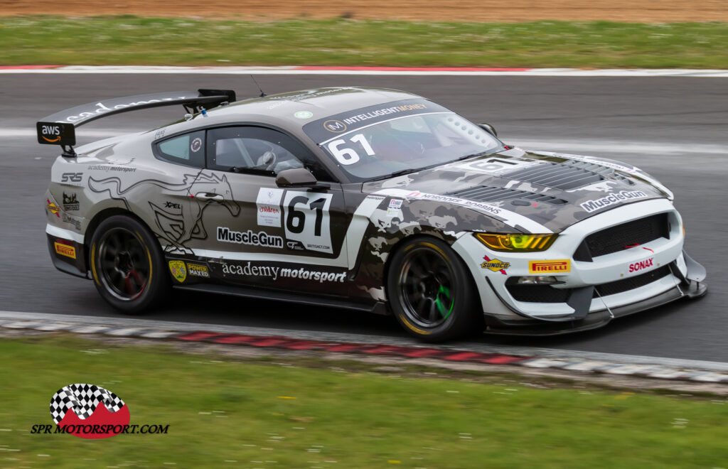 Academy Motorsport, Ford Mustang GT4.