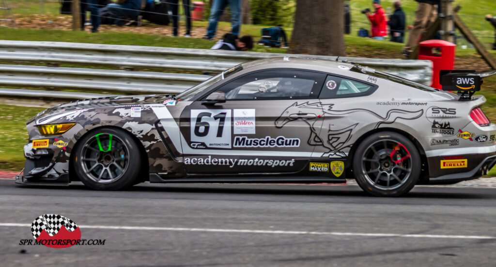 Academy Motorsport, Ford Mustang GT4.