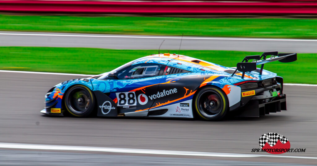 Garage 59, McLaren 720S GT3 Evo.