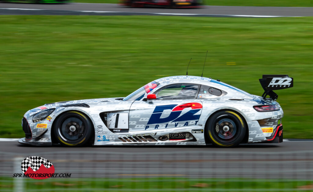 2 Seas Motorsport, Mercedes-AMG GT3.