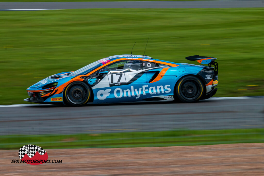 Enduro Motorsport, McLaren Artura GT4.