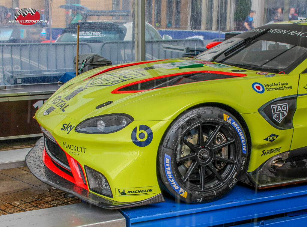 Aston Martin Racing, Aston Martin Vantage AMR.