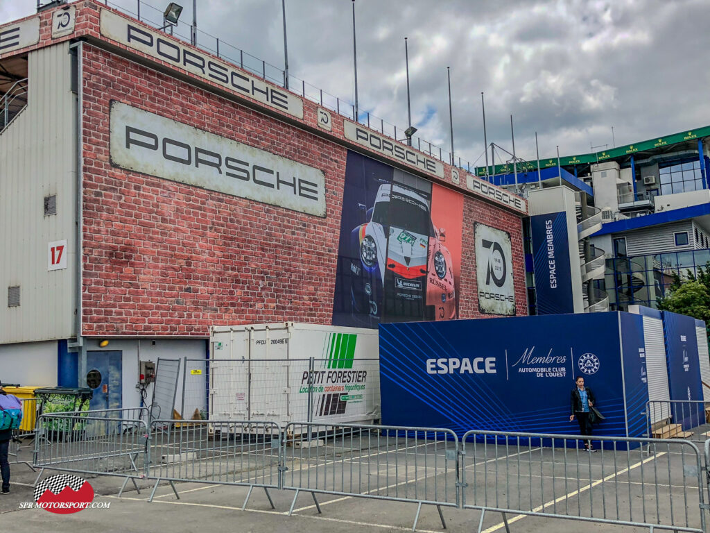 Rear of Porsche Grandstand.