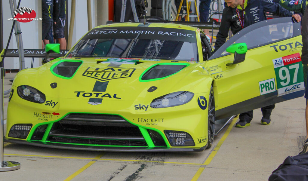 Aston Martin Racing, Aston Martin Vantage AMR.