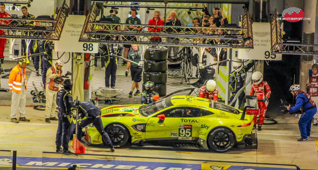 Aston Martin Racing, Aston Martin Vantage AMR.