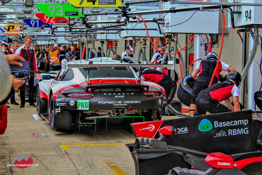 Porsche GT Team, Porsche 911 RSR.