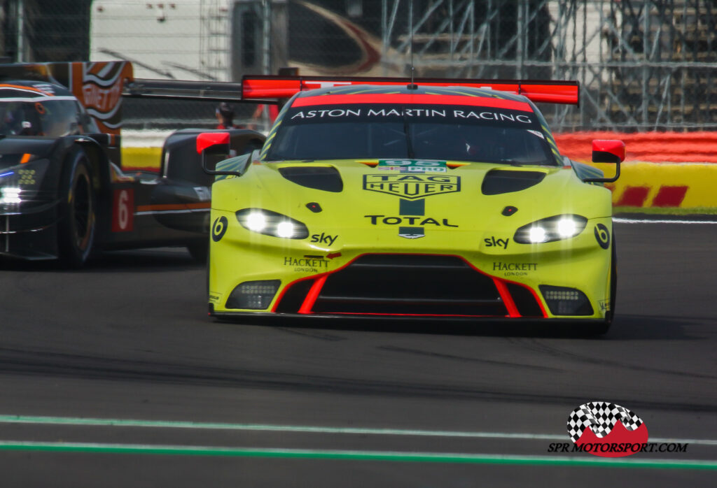 Aston Martin Racing, Aston Martin Vantage AMR.