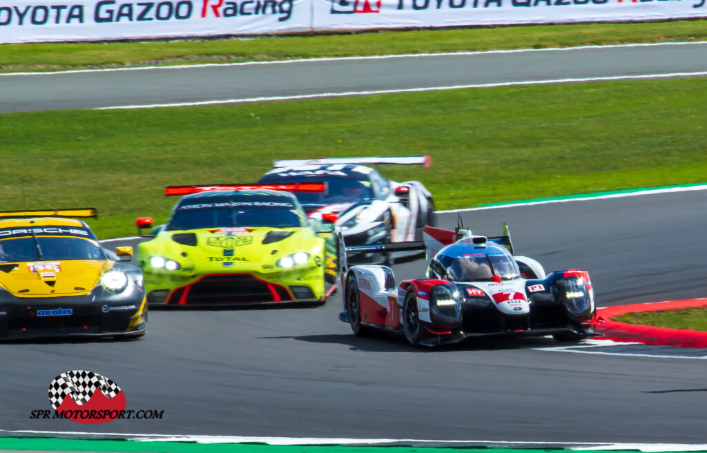 Toyota Gazoo Racing, Toyota TS050-Hybrid (7) / Team Project 1, Porsche 911 RSR (56).