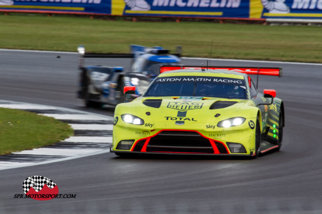 Aston Martin Racing, Aston Martin Vantage AMR.