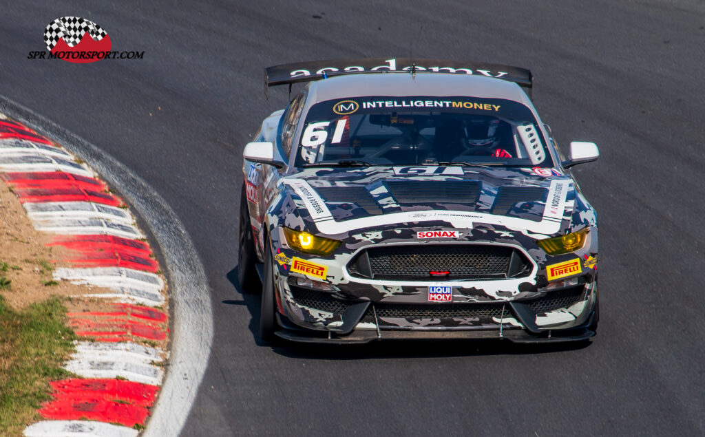 Academy Motorsport, Ford Mustang GT4.