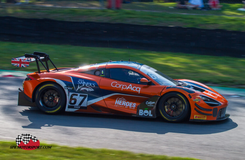 Orange Racing by JMH, McLaren 720S GT3 Evo.