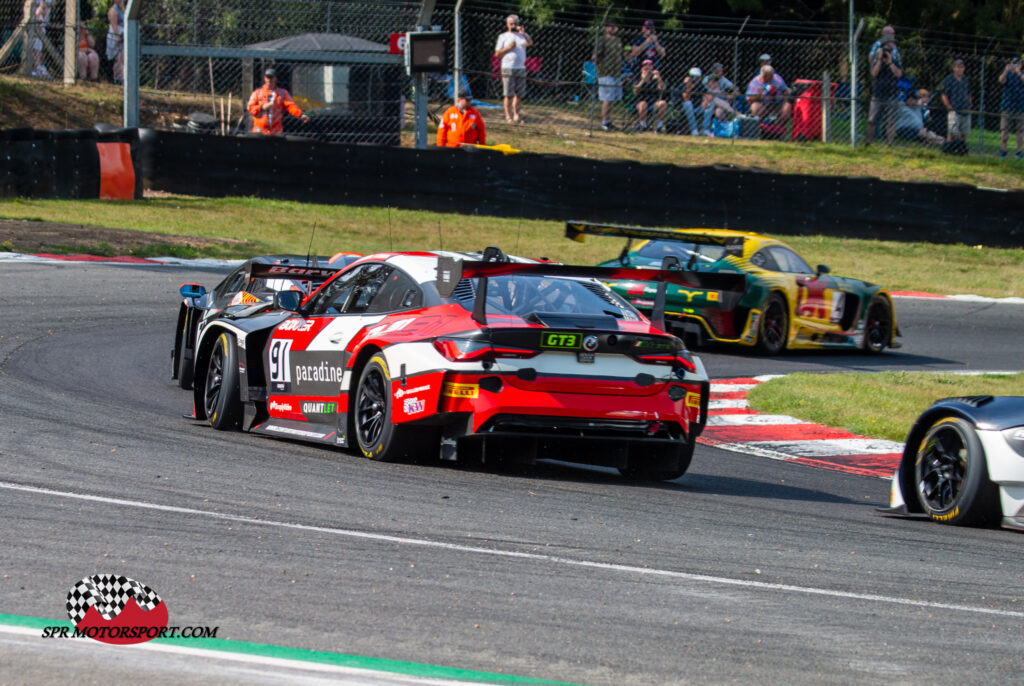 2 Seas Motorsport, Mercedes-AMG GT3 Evo (4) /Barwell Motorsport, Lamborghini Huracán GT3 Evo (78) / Century Motorsport, BMW M4 GT3 (91).