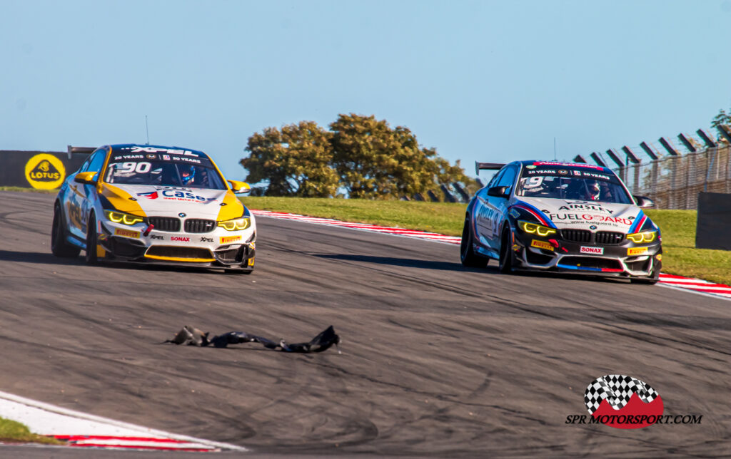 Century Motorsport, BMW M4 GT4 (90 and 9).