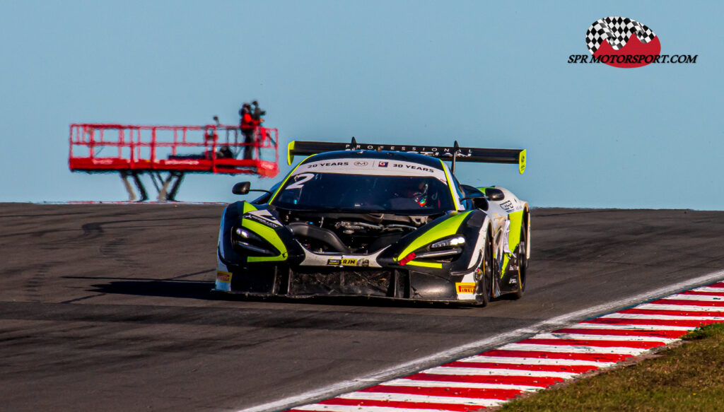 Team Rocket RJN, McLaren 720S GT3.