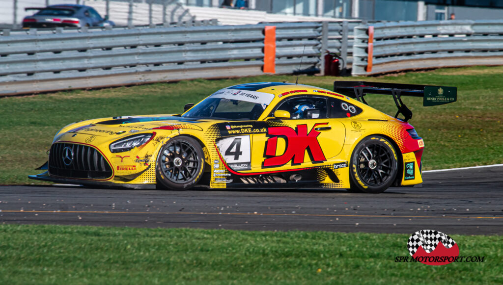 2 Seas Motorsport, Mercedes-AMG GT3.