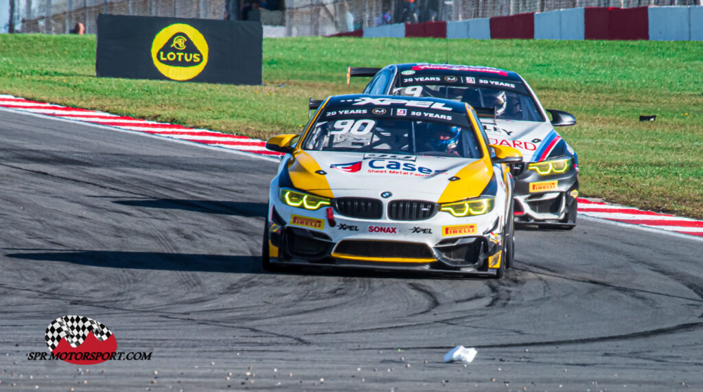 Century Motorsport, BMW M4 GT4 (90 and 9).