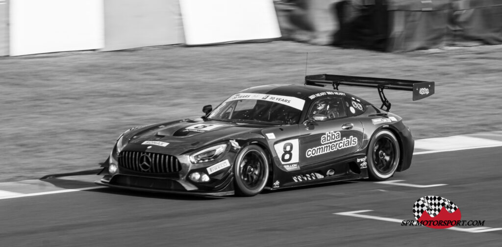 Team ABBA, Racing Mercedes-AMG GT3.