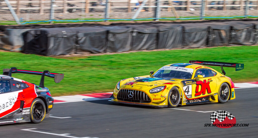 2 Seas Motorsport, Mercedes-AMG GT3.