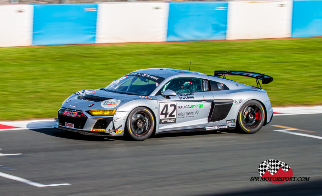 Steller Motorsport, Audi R8 LMS GT4.