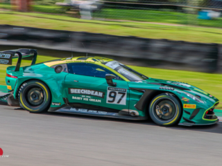 Beechdean Motorsport Ltd, Aston Martin Vantage AMR GT3 Evo.