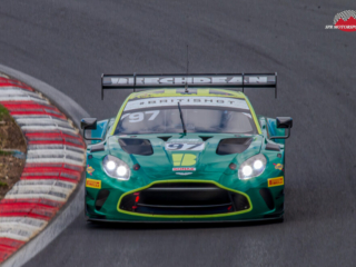 Beechdean Motorsport Ltd, Aston Martin Vantage AMR GT3 Evo.