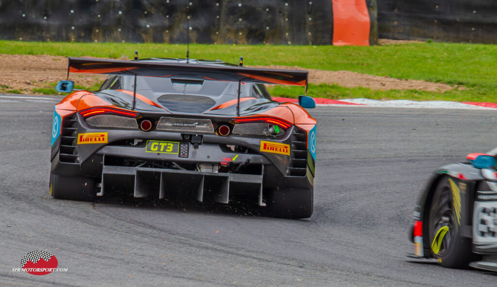 Optimum Motorsport, McLaren 720S GT3 Evo.