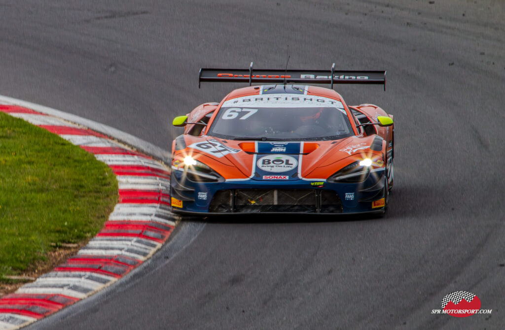 Orange Racing by JMH, McLaren 720S GT3 Evo.