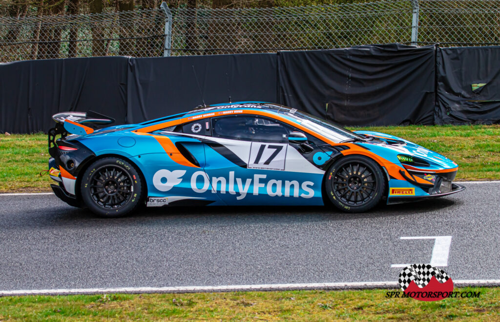 Enduro Motorsport, McLaren Artura GT4.