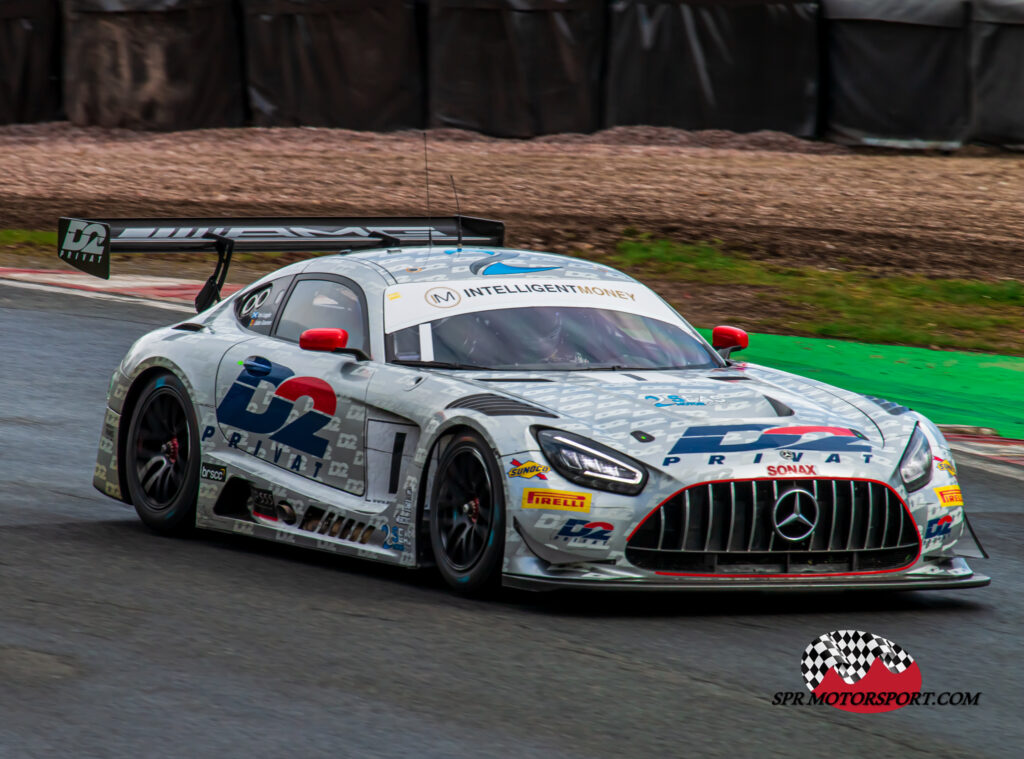 2 Seas Motorsport, Mercedes-AMG GT3.