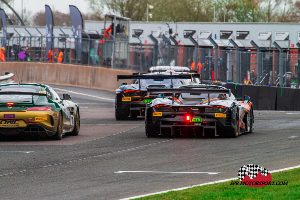 Optimum Motorsport, McLaren 720S GT3.