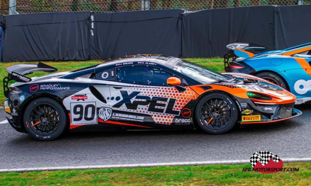 Optimum Motorsport, McLaren Artura GT4.