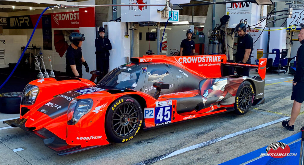 Crowdstrike Racing by APR, Oreca 07-Gibson.