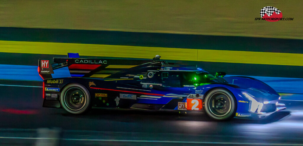 Cadillac Racing, Cadillac V-Series.R.