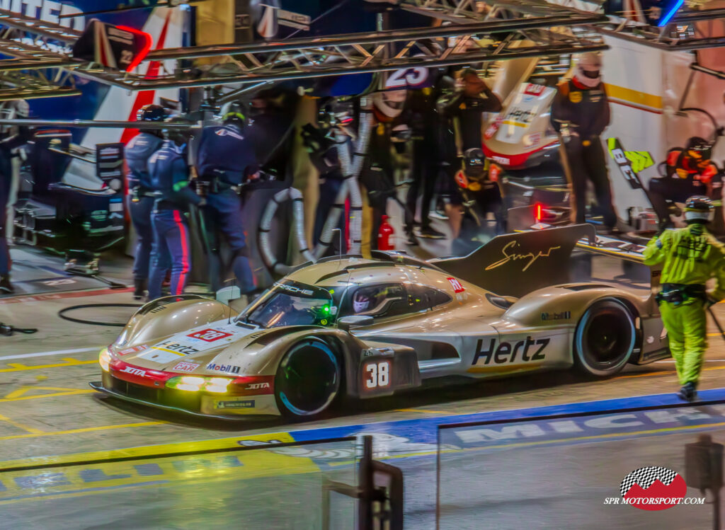 Hertz Team Jota, Porsche 963.