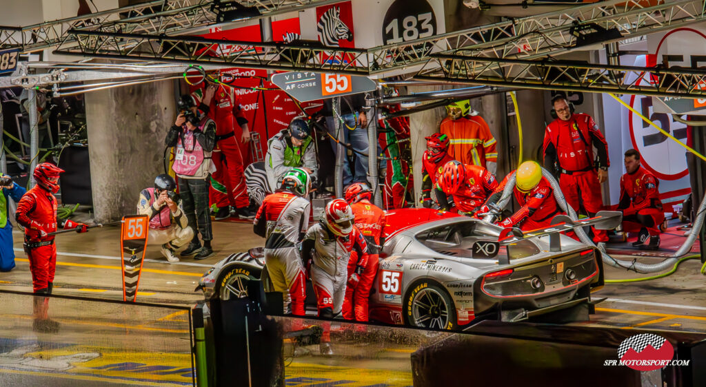 François Heriau (Out) / Alessio Rovera (In) / Vista AF Corse, Ferrari 296 LMGT3.