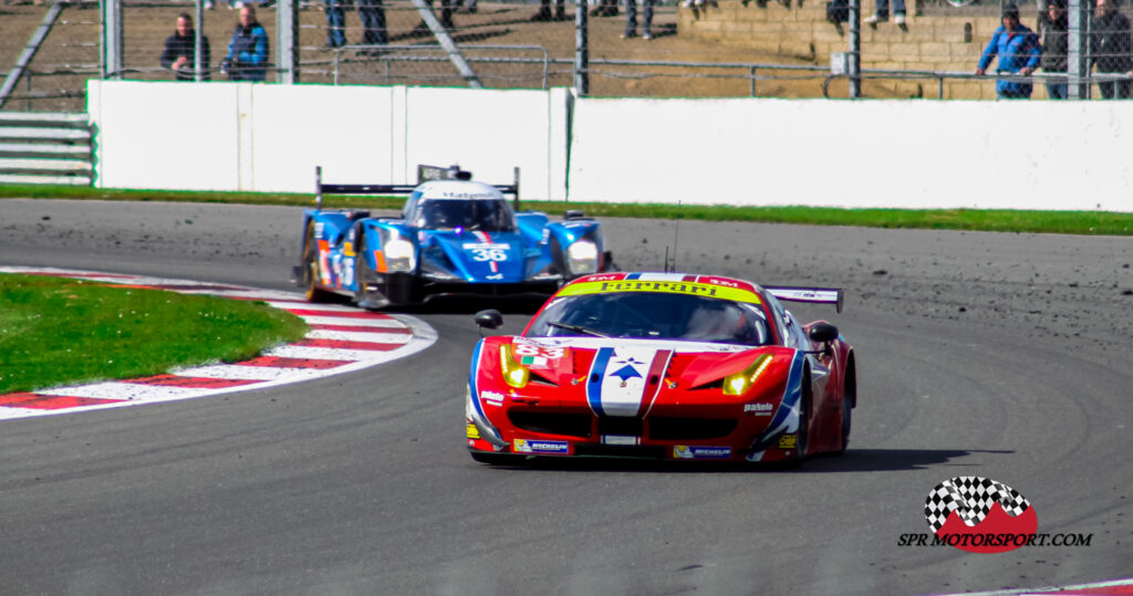 AF Corse, Ferrari F458 Italia (83) / Signatech Alpine, Alpine A460-Nissan (36).