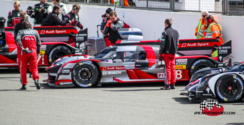 Audi Sport Team Joest, Audi R18.