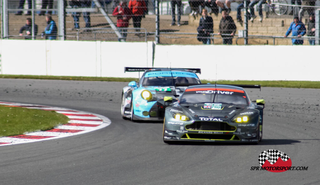 Aston Martin Racing, Aston Martin Vantage (95) / Dempsey Proton Racing, Porsche 911 RSR (2016) (77).