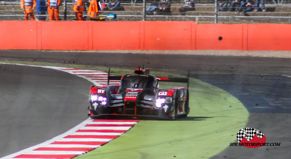 Audi Sport Team Joest, Audi R18.