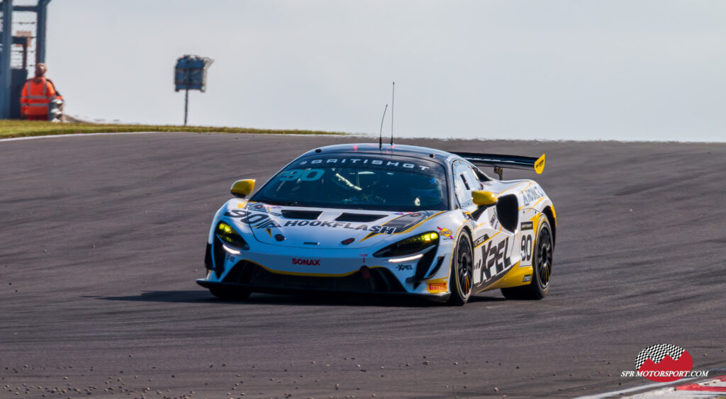 Optimum Motorsport, McLaren Artura GT4.