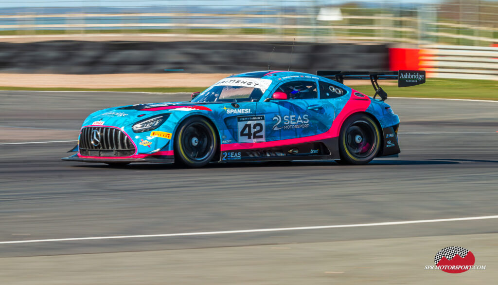 2 Seas Motorsport, Mercedes-AMG GT3 Evo.